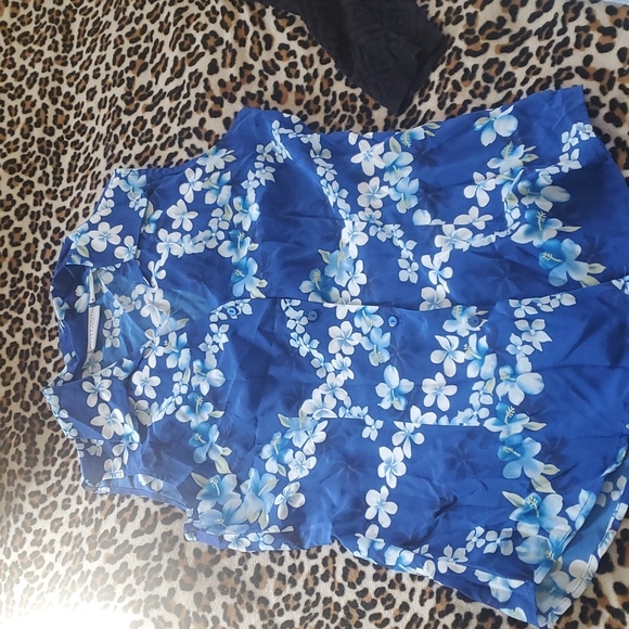 Clothing bundle size small - Picture 4 of 9